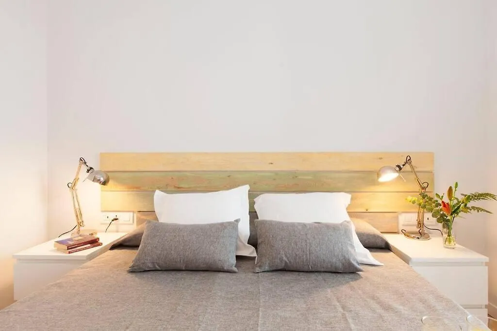 Very Spacious Eixample 4Bd 4Ba Apartment Barselona