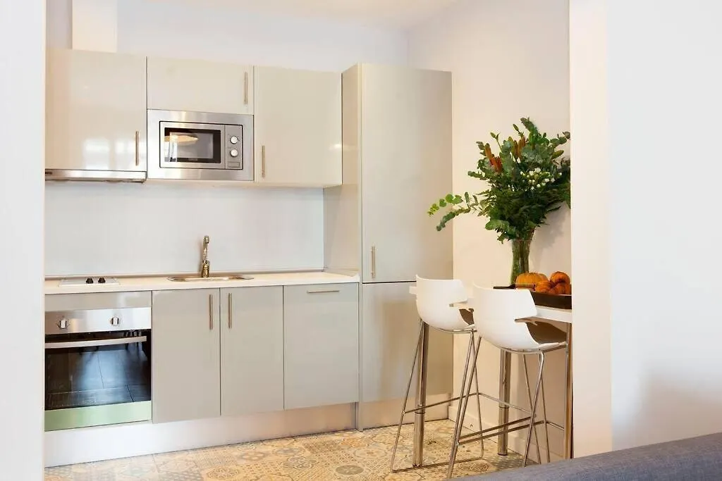Very Spacious Eixample 4Bd 4Ba Apartment Barcellona