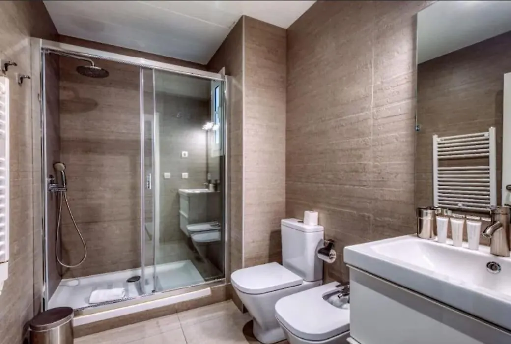 ברצלונה Very Spacious Eixample 4Bd 4Ba Apartment